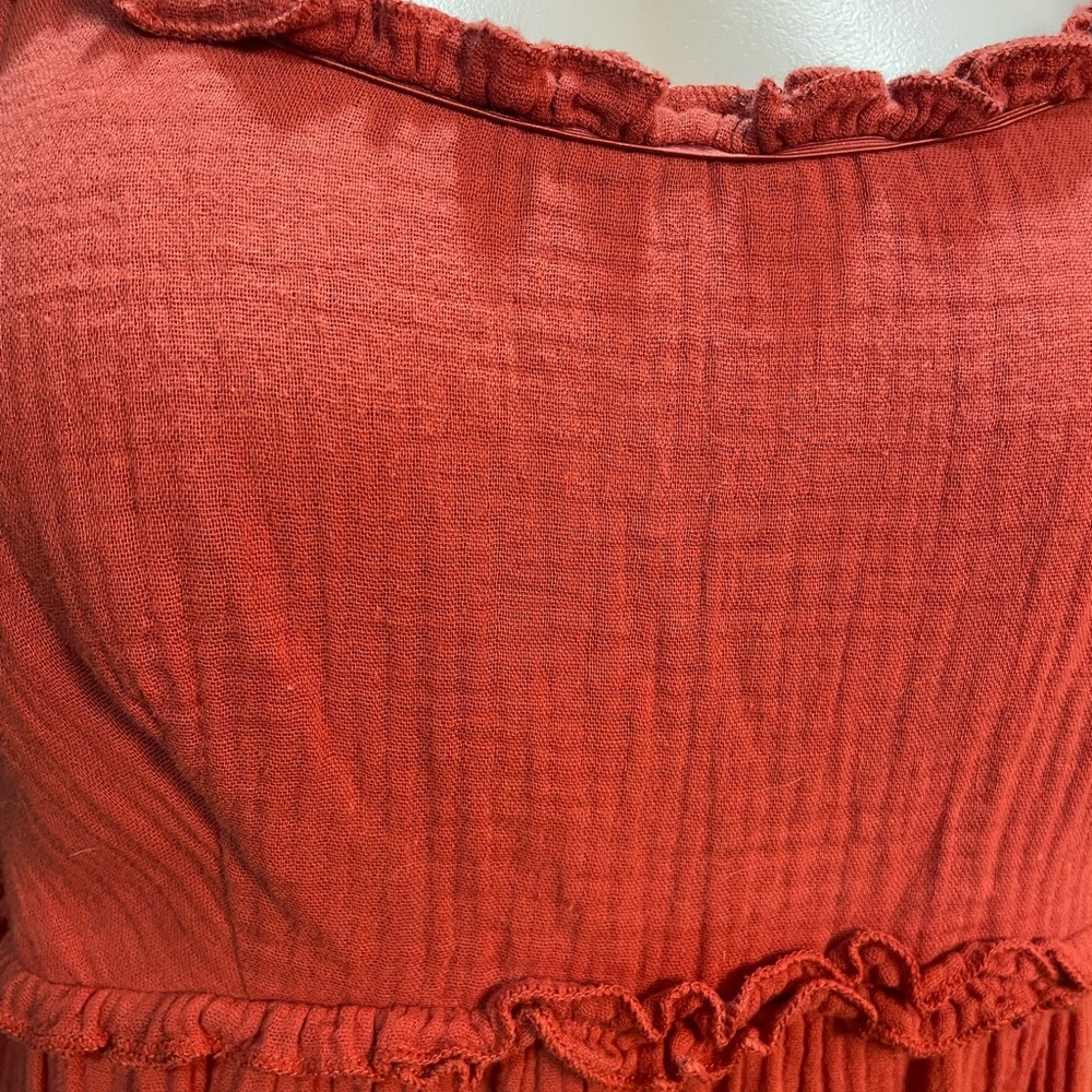 Rust Ruffled Sleeveless Dress - Picture 3 of 7